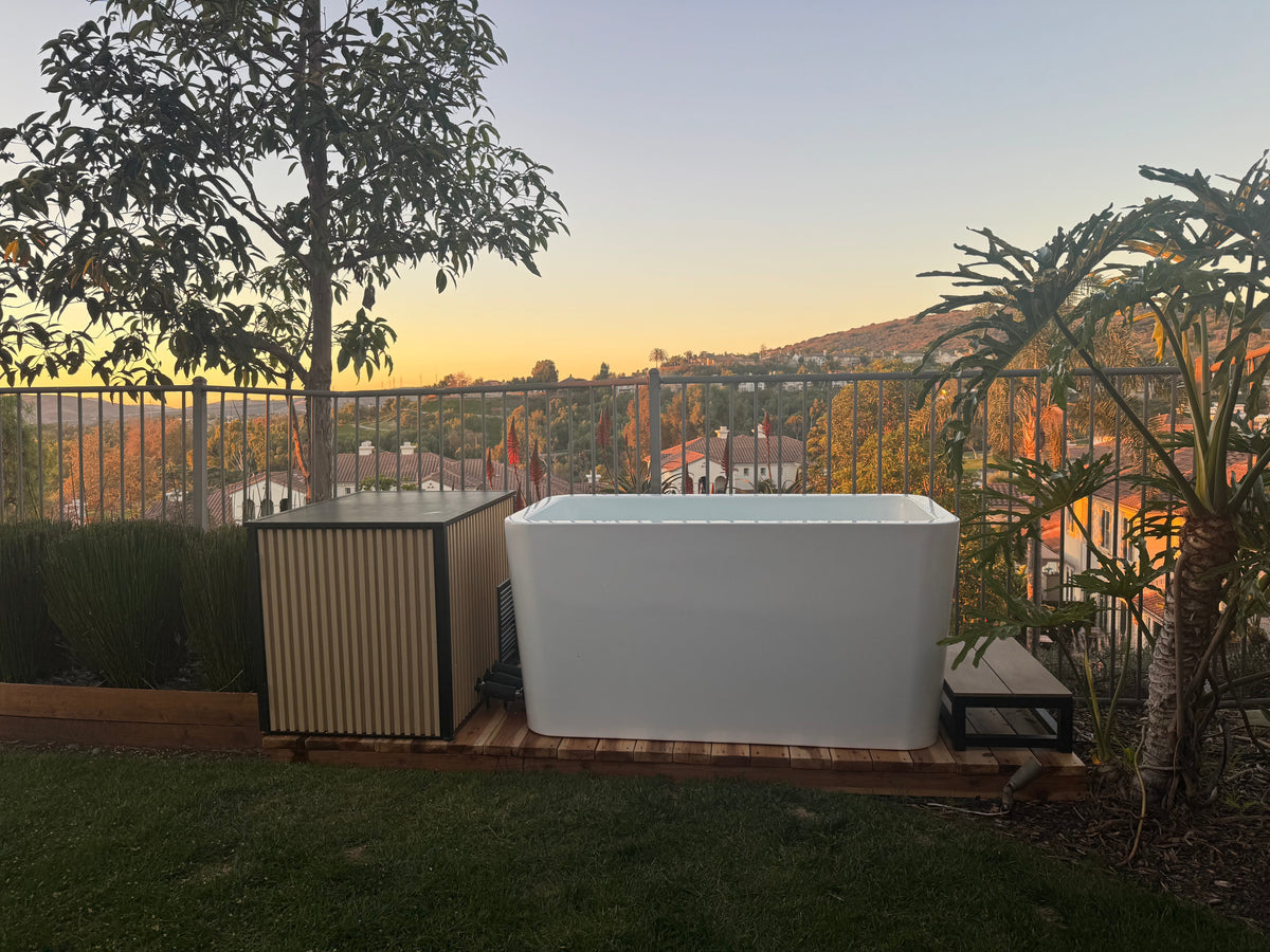 RevX Acrylic X Tub Cold Plunge with LUX 1.5HP Chiller