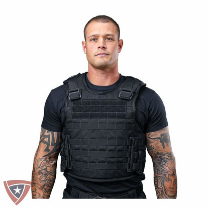 Man wearing the Citizen Armor SHTF tactical vest, front view